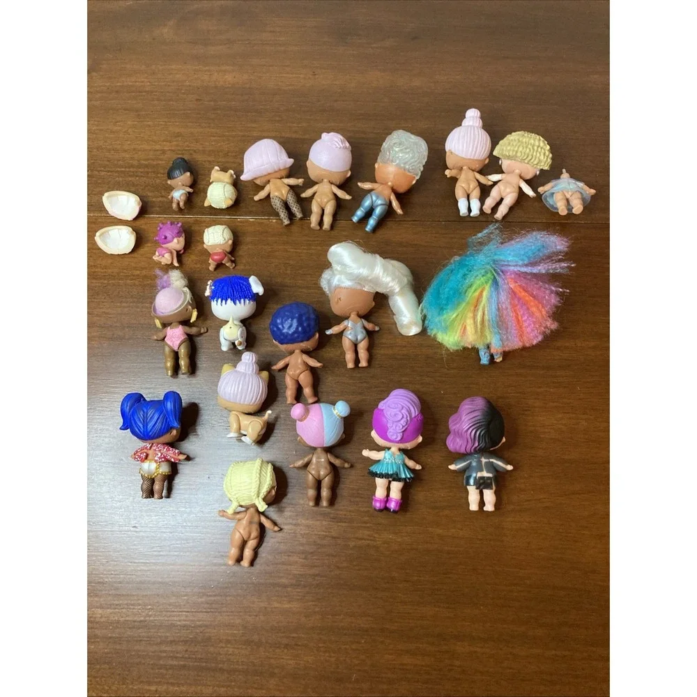 LOL Surprise OMG Dolls by MGA Mixed Lot of 20 Small